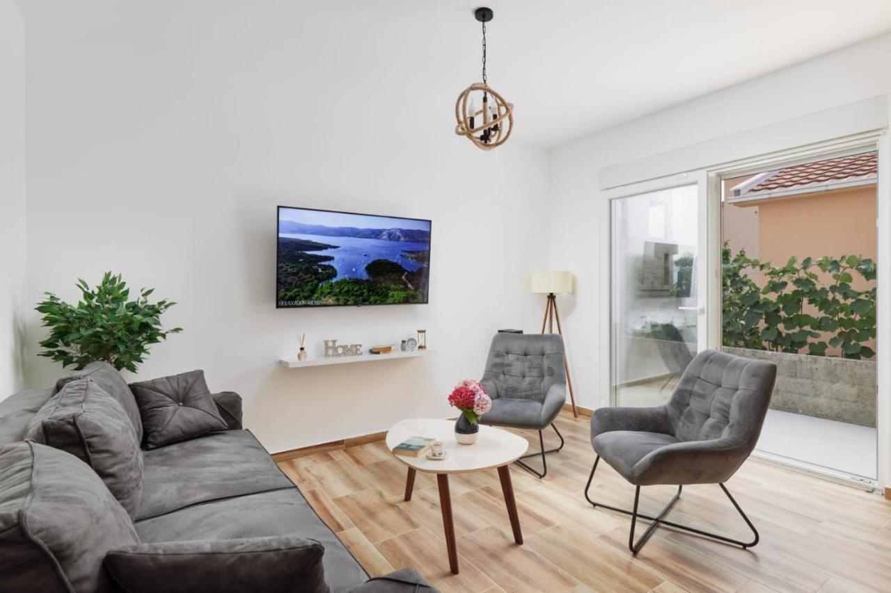 Petrovic apartmani Tivat Exterior foto